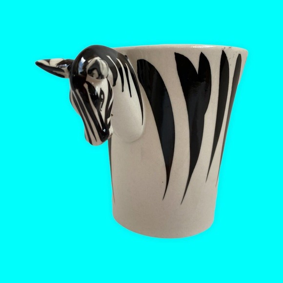 Zebra Coffee Cup Mug 12oz. with 3D Zebra Head Handle Cocoa Soup Pier One - Picture 3 of 7